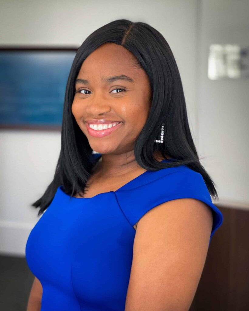 Taura Gordon Headshot Image